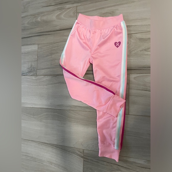 Girl’s matching set - pink Hurley athletic set - Picture 3 of 6